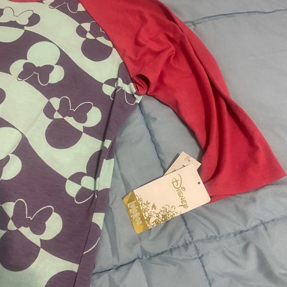 Disney Red and Green Raglan T-Shirt 3/4 Sleeve - Picture 2 of 11